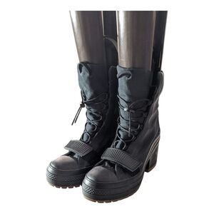 Converse Women Chuck Taylor All Star GR82 Lace-Up‎ Platform Boot Size 8